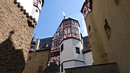 17_01557.JPG