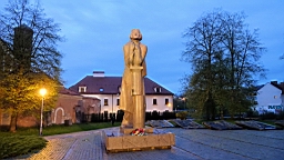 17_01858.JPG
